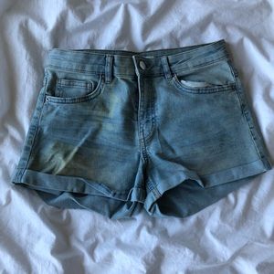 Light wash jean shorts